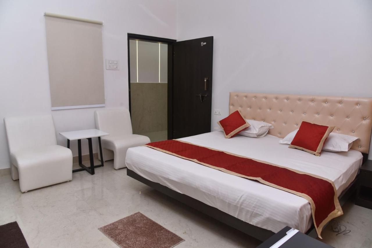 Citi Pride Garden And Hotel Ajmer Esterno foto