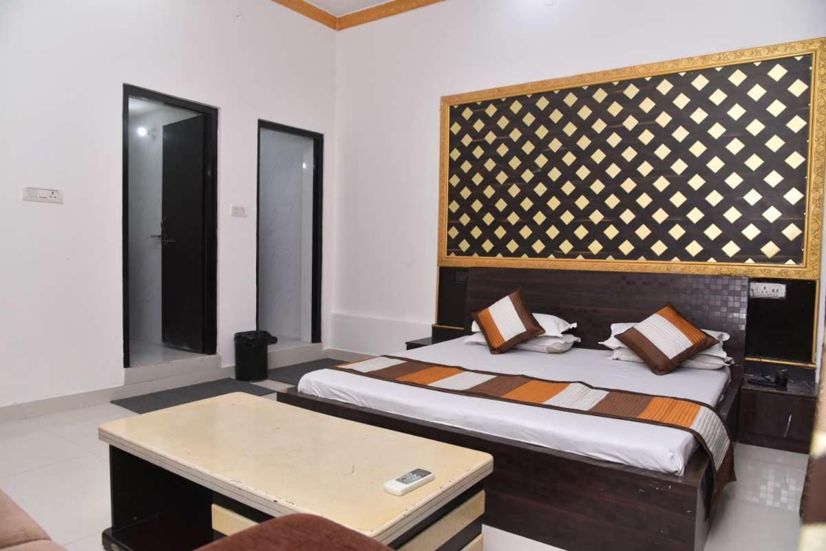 Citi Pride Garden And Hotel Ajmer Esterno foto