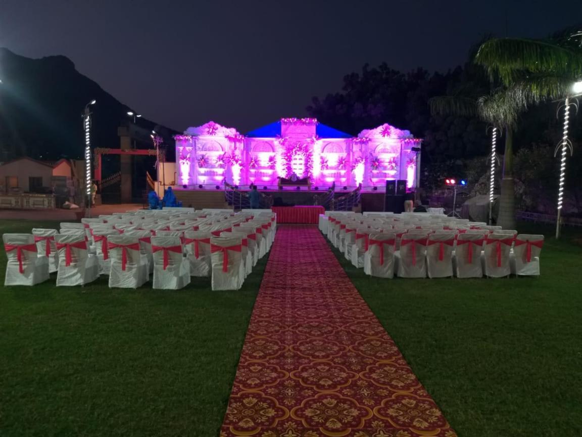 Citi Pride Garden And Hotel Ajmer Esterno foto